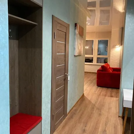 4 Seasons Apartment *