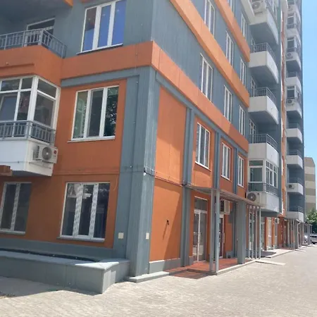 4 Seasons Apartment *