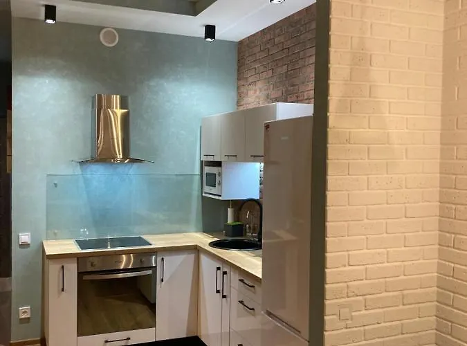 4 Seasons Οδησσός