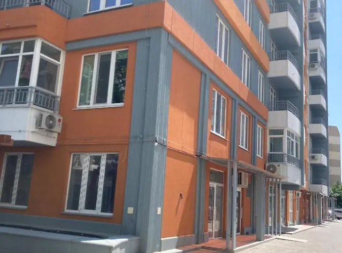 4 Seasons Apartment *